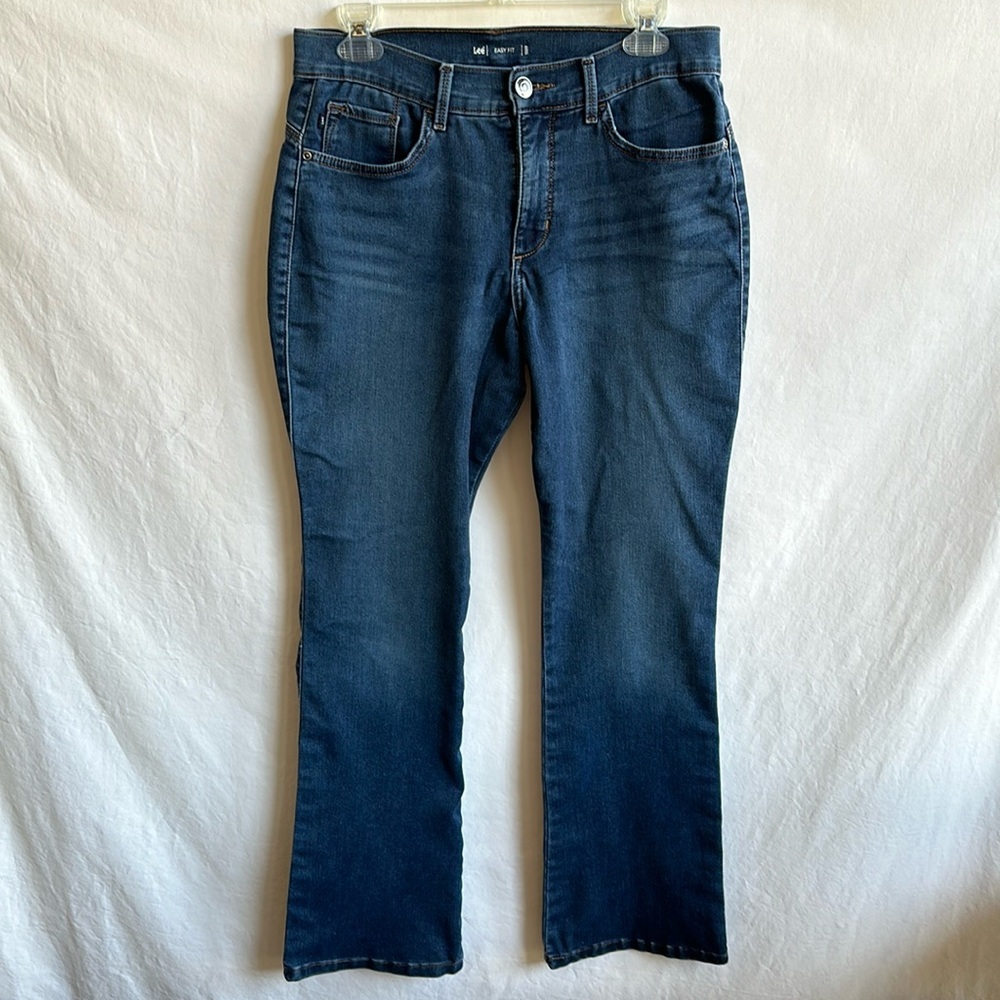 Lee Easy Fit 1989 slight flare blue jeans, size 10